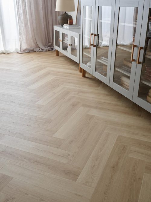 PODŁOGA WINYLOWA REGA MICHIGAN OAK 6067552 HERRINGBONE VOX +ZINTEGROWANY PODKŁAD - obrazek 3