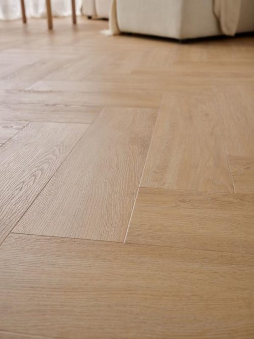 PODŁOGA WINYLOWA REGA KANSAS OAK 6067553 HERRINGBONE VOX +ZINTEGROWANY PODKŁAD - obrazek 3