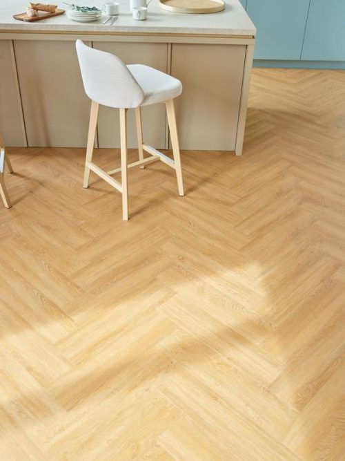 PODŁOGA WINYLOWA REGA UTAH OAK 6067556 HERRINGBONE VOX +ZINTEGROWANY PODKŁAD - obrazek 5