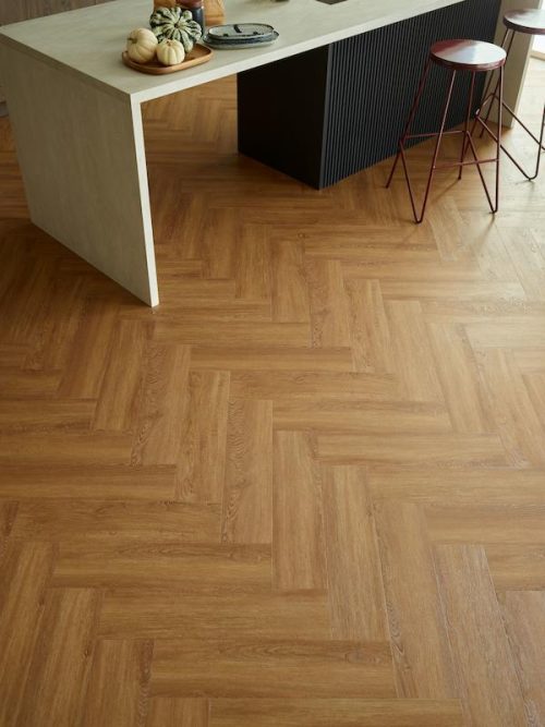 PODŁOGA WINYLOWA REGA PHOENIX OAK 6067554 HERRINGBONE VOX +ZINTEGROWANY PODKŁAD - obrazek 2