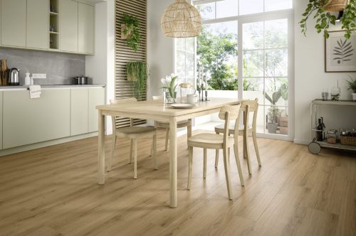 Egger NatureSense Aqua DĄB PADUA MIODOWY EL2172 LARGE 8mm AC4 - obrazek 2