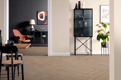 Egger Herringbone NaturSense DĄB TURIN EL2190 8mm AC4 - obrazek 2